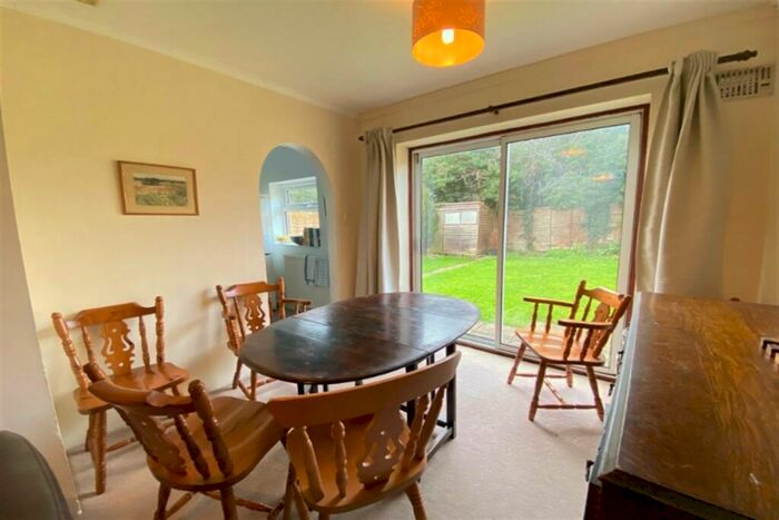 4 Bedroom Semi-Detached House To Rent In Purcell Road, Marston, Oxford, Oxfordshire, OX3