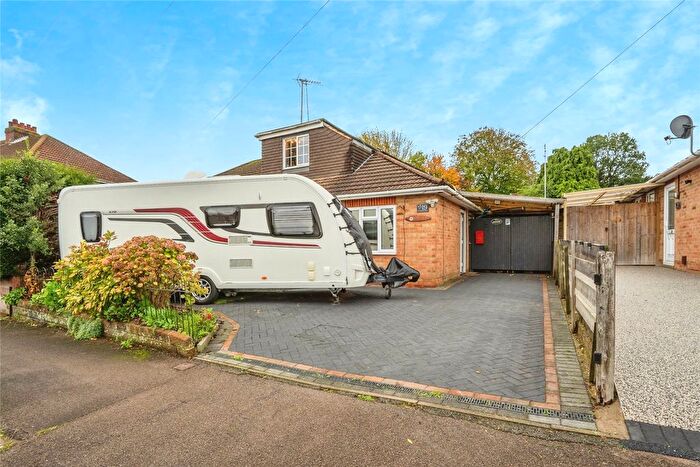 3 Bedroom Bungalow For Sale In Brooklands Road, Havant, Hampshire, PO9