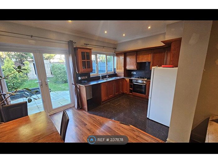 3 Bedroom Terraced House To Rent In Drew Gardens, Greenford, UB6