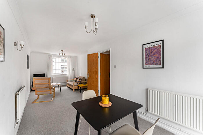 1 Bedroom Apartment For Sale In St. John Street, Clerkenwell, London, EC1V