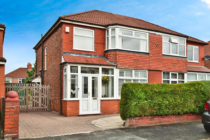 3 Bedroom Semi-Detached House For Sale In Manley Road, Sale, Greater Manchester, M33