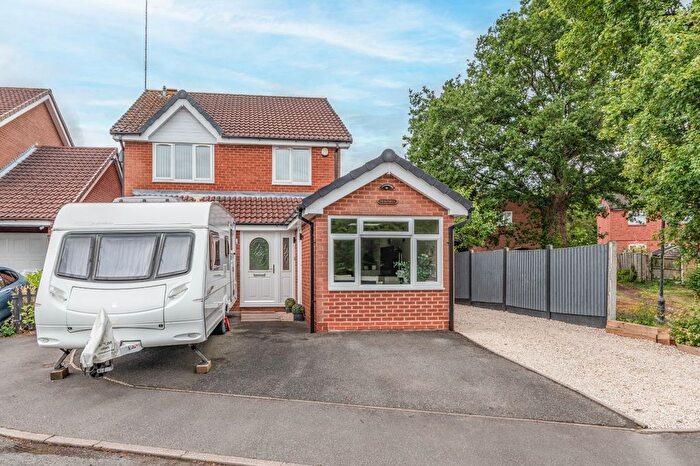 4 Bedroom Detached House For Sale In Drakes Close, Walkwood, Redditch, B97