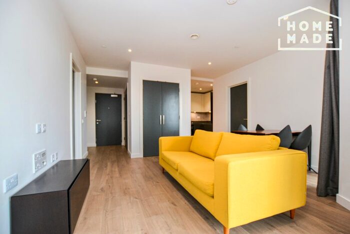 2 Bedroom Flat To Rent In Merchant House, Stratford, E20