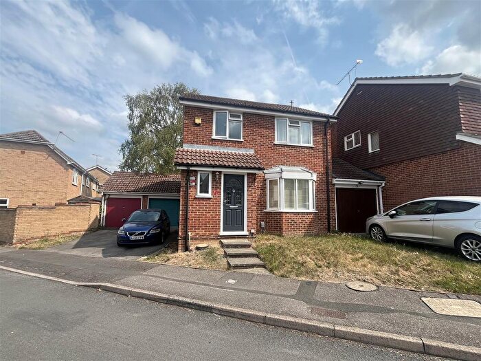 3 Bedroom Property To Rent In Coriander Way, Lower Earley, Reading, RG6