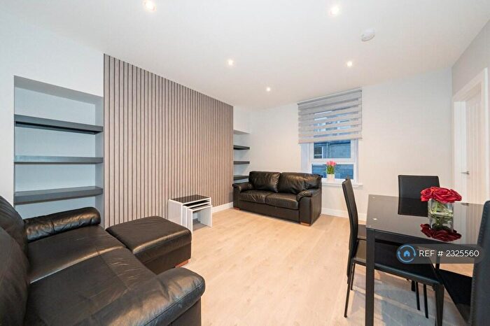 1 Bedroom Flat To Rent In Bank Street, Aberdeen, AB11