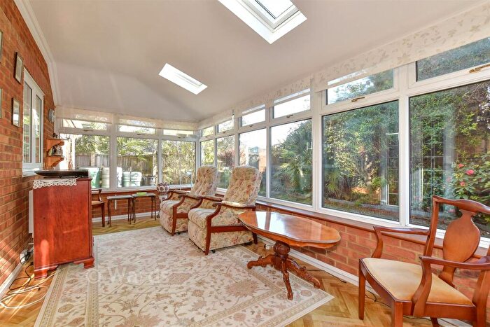 3 Bedroom Detached House For Sale In Long Reach Close, Whitstable, Kent, CT5