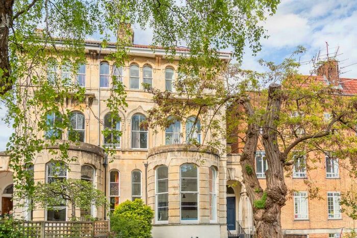 2 Bedroom Apartment To Rent In Royal Park, Clifton, Bristol, BS8
