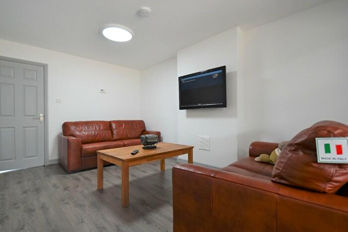 5 Bedroom Terraced House To Rent In Frederick Road Selly Oak, B29