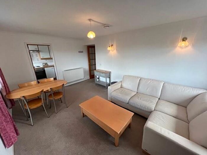 2 Bedroom Flat To Rent In Regent Court, Aberdeen, AB24