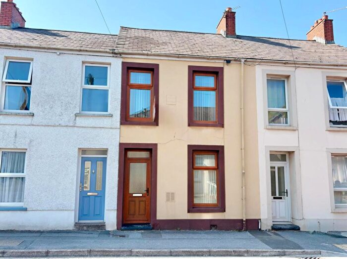 3 Bedroom Terraced House For Sale In St Catherine Street, Carmarthen, SA31