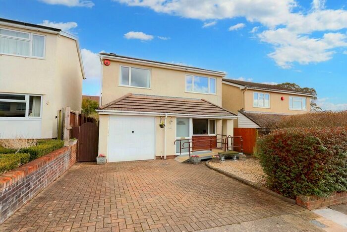 3 Bedroom Detached House For Sale In Le Sor Hill, Peterston-Super-Ely, Vale Of Glamorgan, CF5
