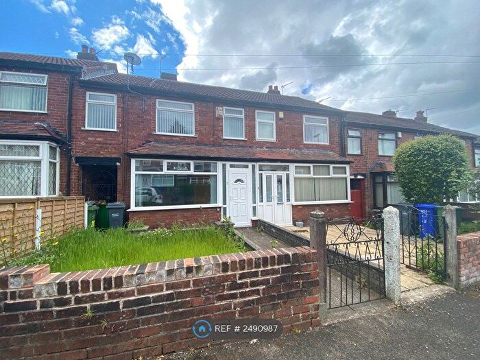 3 Bedroom Terraced House To Rent In Wavertree Road, Manchester, M9