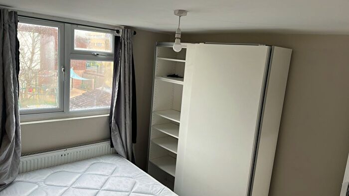 1 Bedroom Flat To Rent In Belmont Park Road, E10