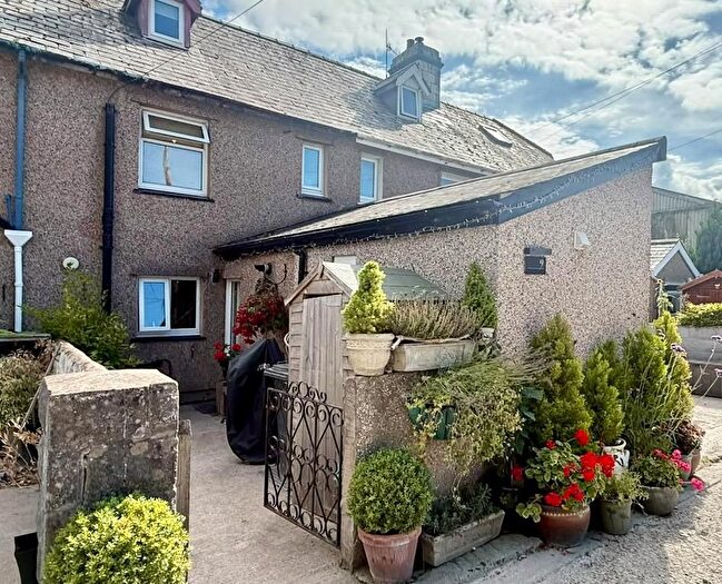 3 Bedroom Terraced House For Sale In Conway Road, Llandudno Junction, LL31