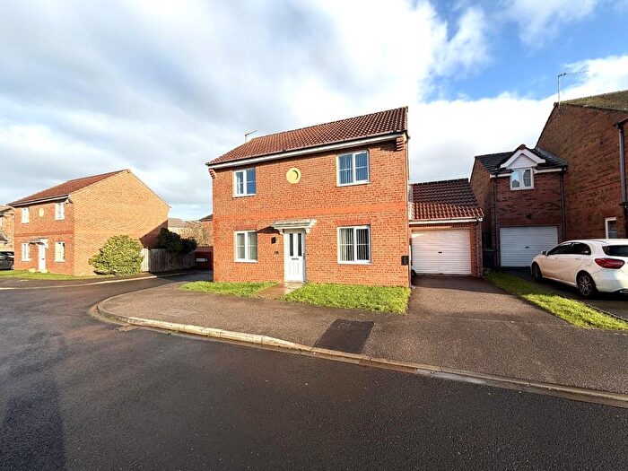 3 Bedroom Detached House For Sale In Honeysuckle Close, Bishop Cuthbert, Hartlepool, TS26