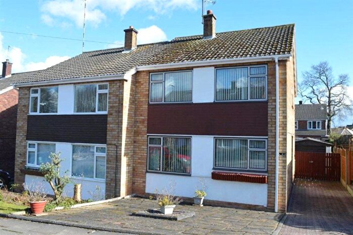 3 Bedroom Semi-Detached House To Rent In Lambourne Close, Mount Nod, Coventry, CV5