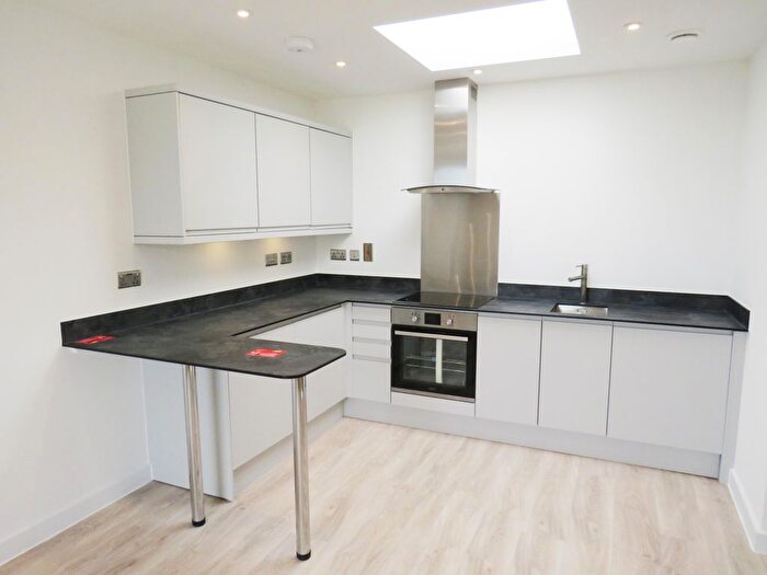 1 Bedroom Flat To Rent In Back Of The Walls, Southampton, SO14