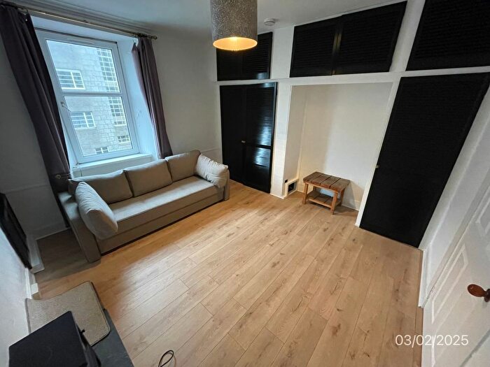 1 Bedroom Flat To Rent In Kintore Place, First Floor Left, Aberdeen, AB25