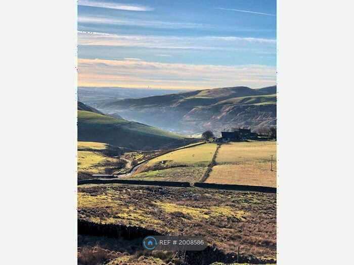 2 Bedroom Flat To Rent In Knoll Top Barn, Todmorden, OL14