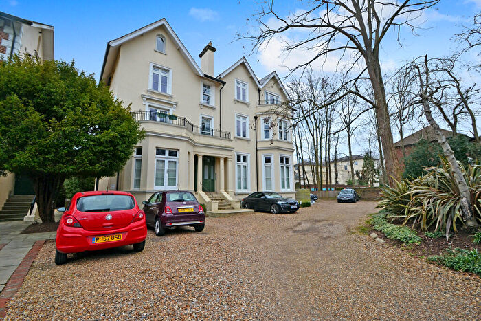 1 Bedroom Apartment To Rent In Surbiton, KT6