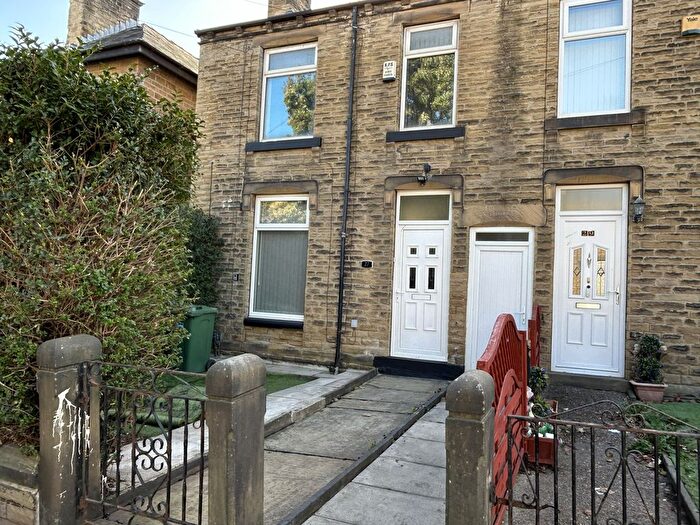 3 Bedroom End Terrace House To Rent In Whitacre Street, Huddersfield, HD2