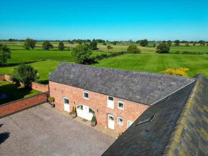 3 Bedroom Barn Conversion For Sale In Henhull Bridge Farm, Nantwich, CW5