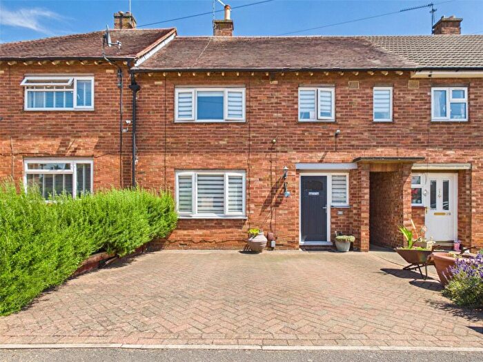3 Bedroom Terraced House For Sale In Centre Parade, Kettering, Northamptonshire, NN16