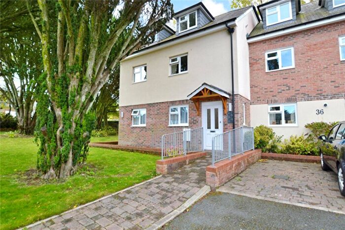 2 Bedroom Apartment For Sale In Holland Road, Plymstock, Plymouth, Devon, PL9