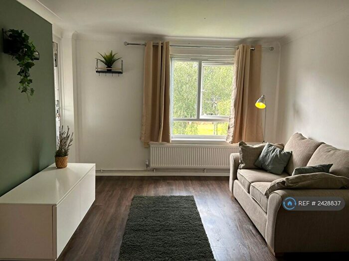1 Bedroom Flat To Rent In Thamesmead, London, SE28