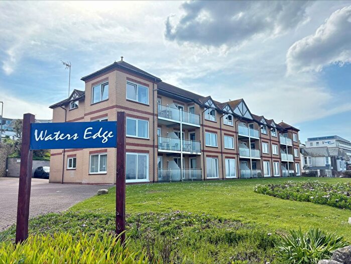 2 Bedroom Flat For Sale In Esplanade Road, Newquay, TR7
