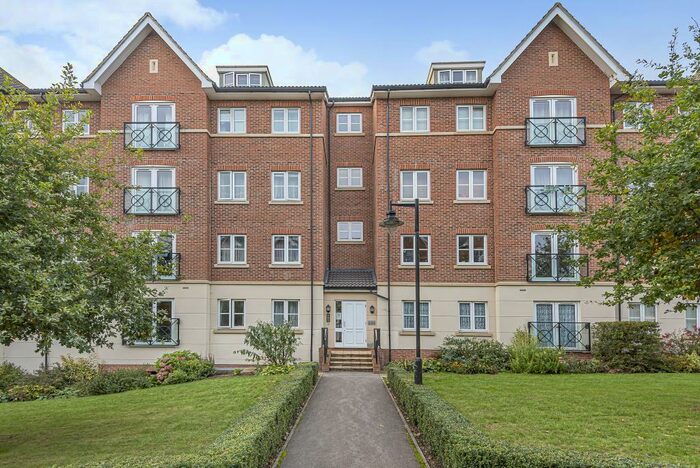 1 Bedroom Apartment To Rent In Viridian Square, Aylesbury, HP21