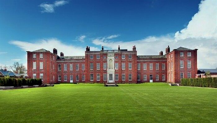 2 Bedroom Flat To Rent In Vitali Close, London, SW15