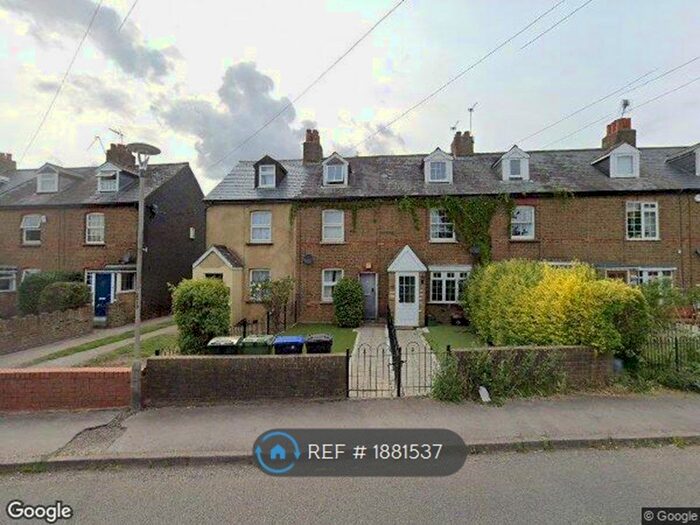 3 Bedroom Terraced House To Rent In Mansion Lane, Iver, SL0