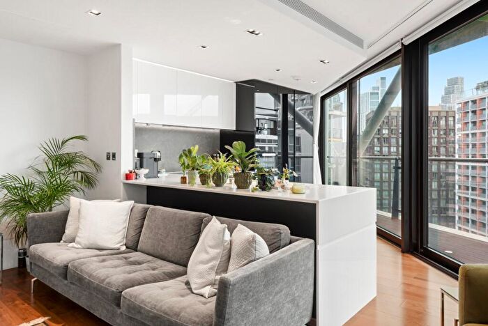 2 Bedroom Flat To Rent In Riverlight Quay, New Covent Garden, SW11