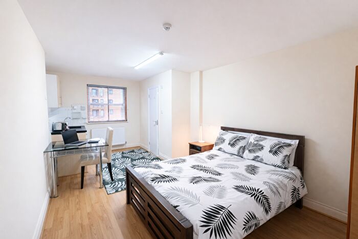 Studio To Rent In Cromwell Road, London, SW7