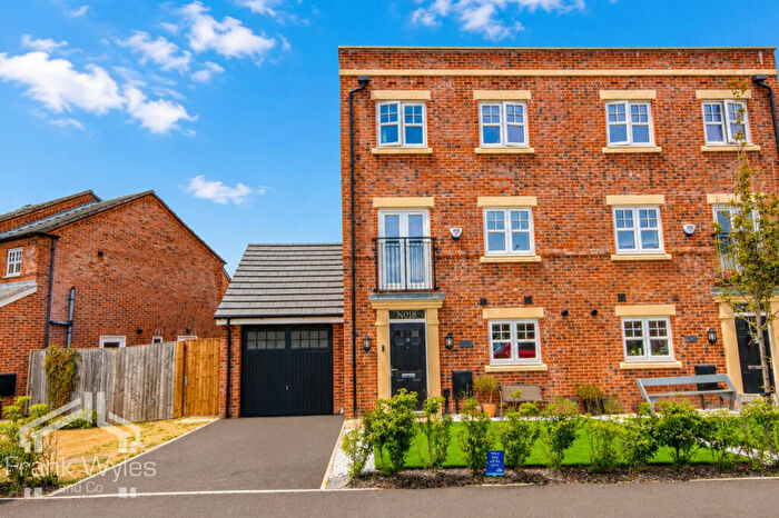 3 Bedroom Semi-Detached House For Sale In Tims Drive, Lytham St. Annes, Lancashire, FY8