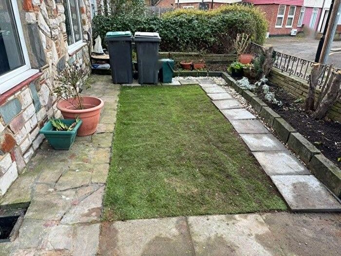 3 Bedroom Terraced House To Rent In Russell Avenue, London, N22