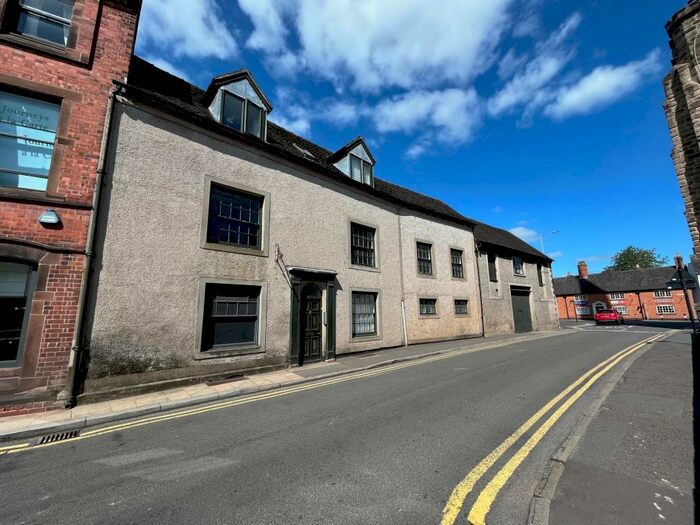 2 Bedroom Apartment To Rent In Lion Buildings, Uttoxeter, ST14