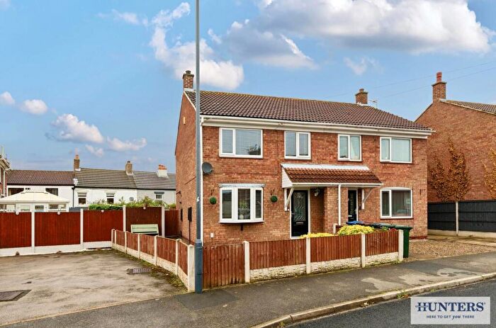 3 Bedroom Semi-Detached House For Sale In Marsh Lane Gardens, Kellington, Goole, DN14