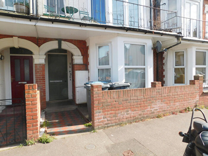 1 Bedroom Flat To Rent In Holland Road, Felixstowe, IP11