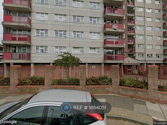 2 Bedroom Flat To Rent In Melbourne House, Hayes, UB4