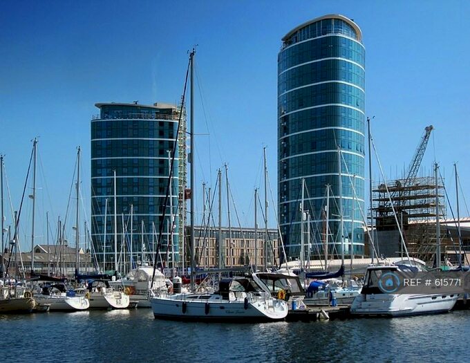 1 Bedroom Flat To Rent In Marina Point East, Chatham, ME4