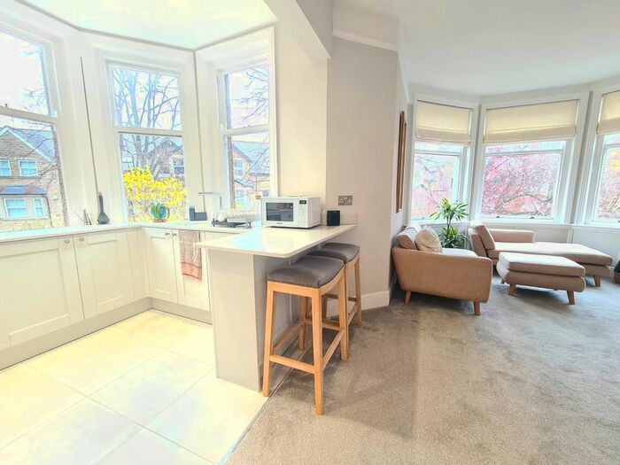 2 Bedroom Flat To Rent In St. Marks House, Harrogate, North Yorkshire HG2