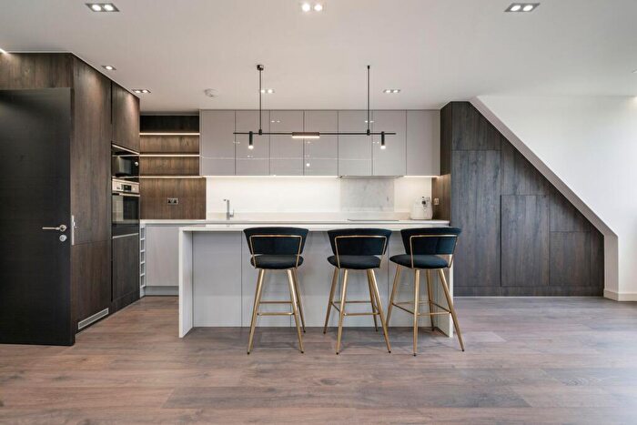 2 Bedroom Apartment To Rent In The Ridgeway, Sharel Court, NW11