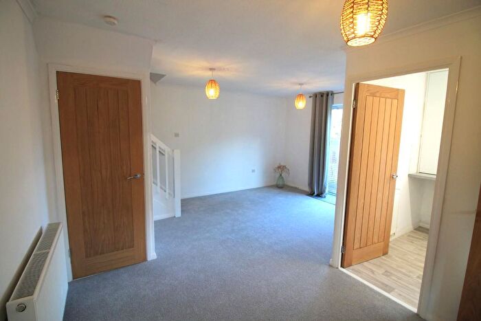 2 Bedroom Property To Rent In Fern Close, Brentry, Bristol, BS10
