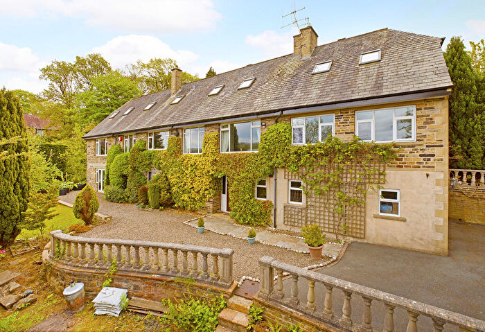 5 Bedroom Detached House For Sale In Far Meadow, Ben Rhydding Drive, Ilkley, LS29