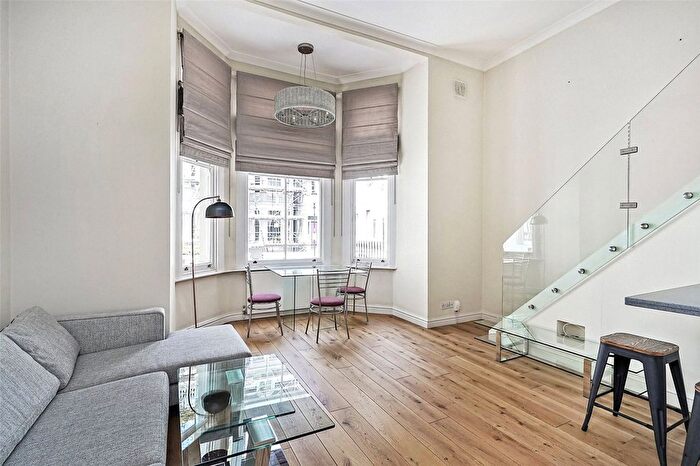1 Bedroom Flat For Sale In Penywern Road, London, SW5