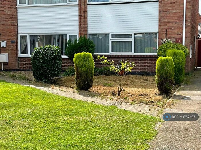 3 Bedroom Semi-Detached House To Rent In Lynden Avenue, Long Eaton, NG10