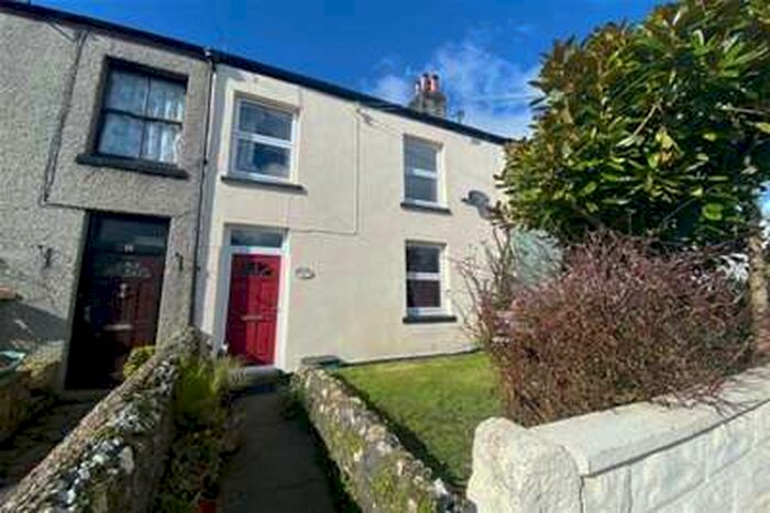 3 Bedroom House To Rent In Chapel Street, Tavistock, PL19