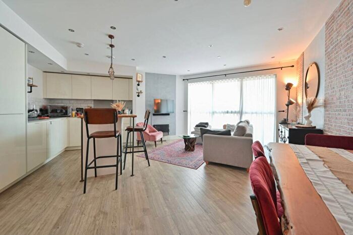 2 Bedroom Flat For Sale In Lyon Road, , Harrow, HA1